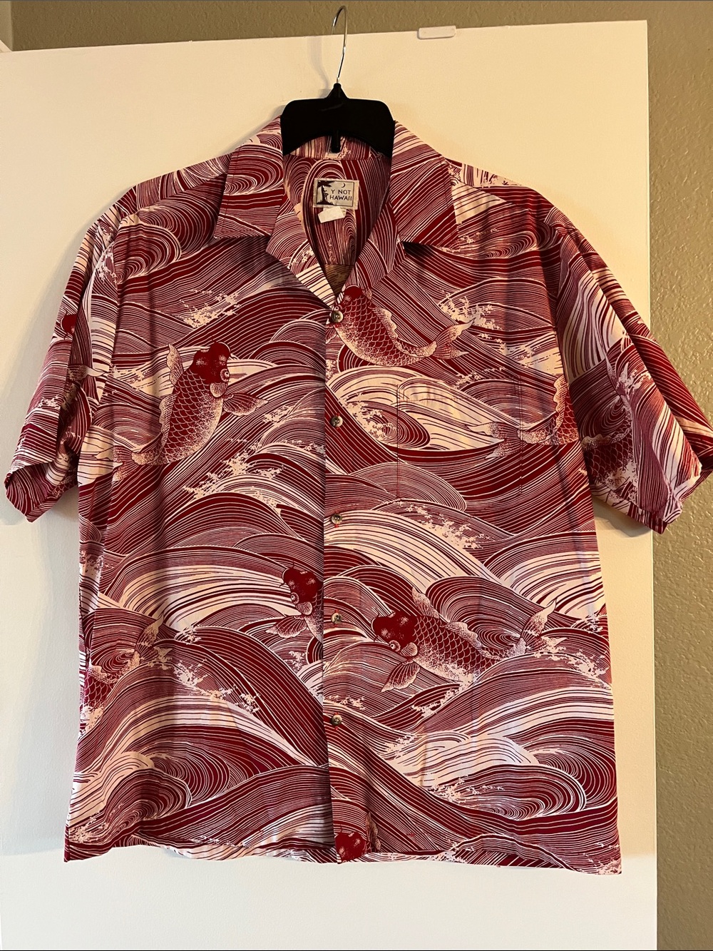 Y not Hawaii  Men's Short Sleeve Koi Wave Print Shirt- Burgundy Sz 2XL